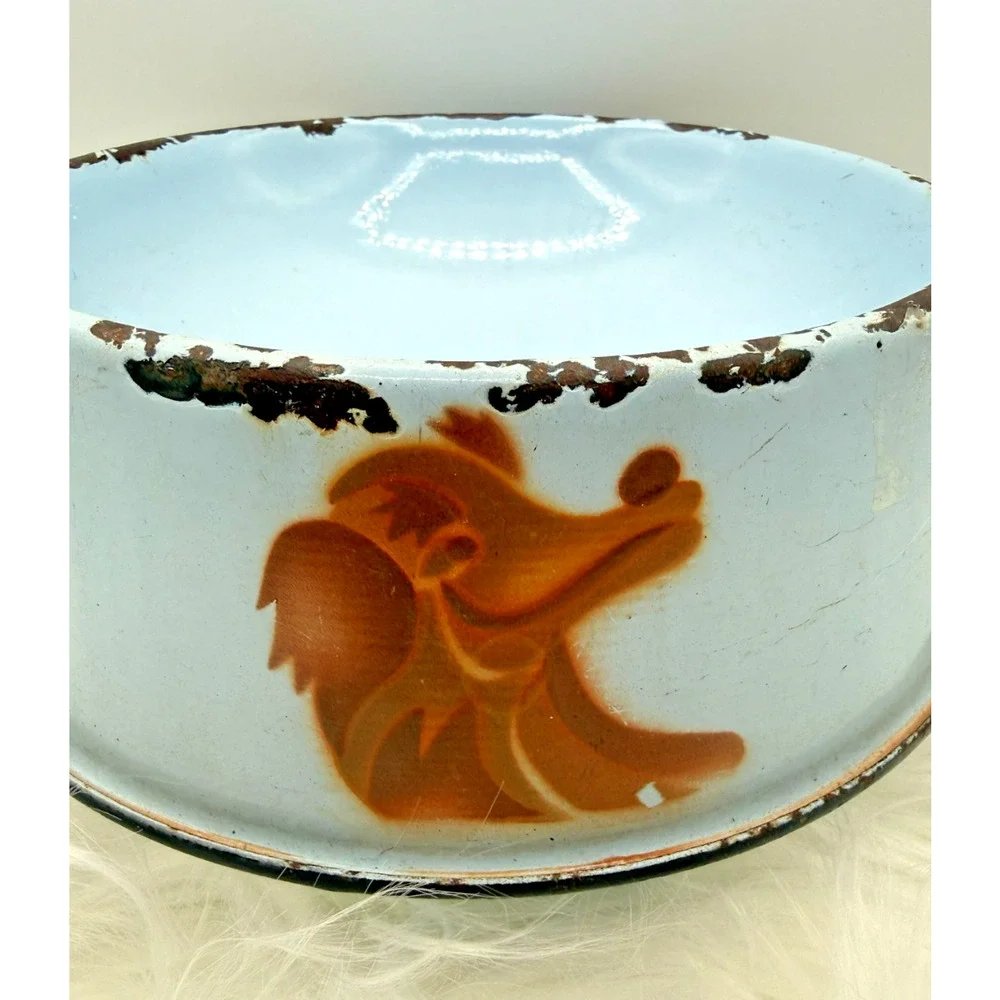 Unbranded vintage enameled